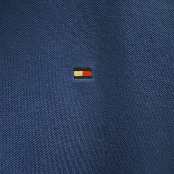 Tommy Hilfiger - Picture 2 of 9